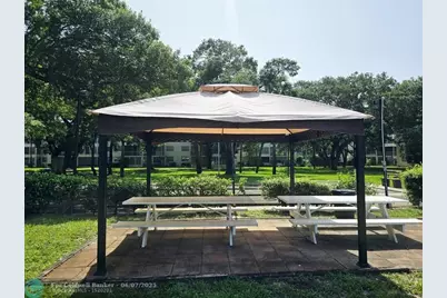 3000 NW 48th Ter, Unit #430, Lauderdale Lakes, FL 33313 - Photo 13