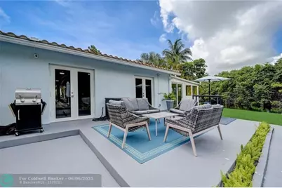 50 NE 30th Ct, Wilton Manors, FL 33334 - Photo 9