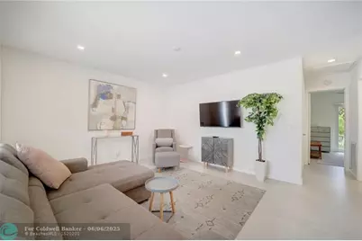 50 NE 30th Ct, Wilton Manors, FL 33334 - Photo 13