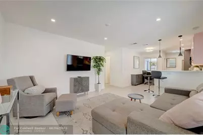 50 NE 30th Ct, Wilton Manors, FL 33334 - Photo 11