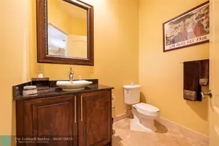 1400 NE 24th St, Wilton Manors, FL 33305 - Photo 9