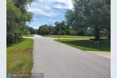 5749  Thunder Rd, Sebring, FL 33876 - Photo 3