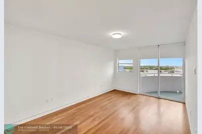 6301  Collins Ave, Unit #1007, Miami Beach, FL 33141 - Photo 25