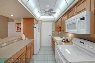 3200 NE 36th St, Fort Lauderdale, FL 33308 - Photo 7