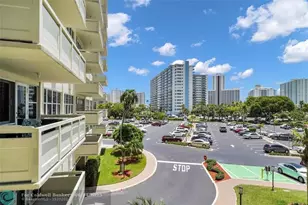 3200 NE 36th St, Fort Lauderdale, FL 33308 - Photo 11