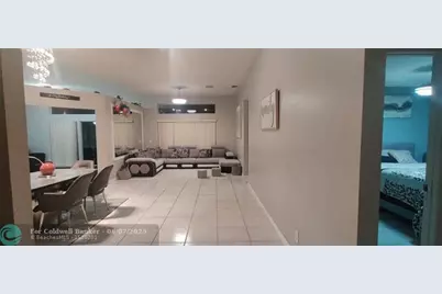 4070  Palmetto Trl, Weston, FL 33331 - Photo 3