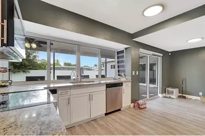 4709  Washington St, Hollywood, FL 33021 - Photo 15