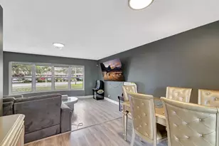 4709 Washington St, Hollywood, FL 33021 - Photo 9