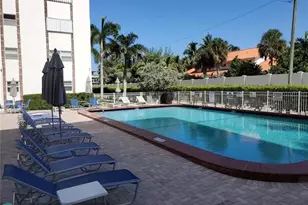 3199 S Ocean Dr, Hallandale Beach, FL 33009 - Photo 23