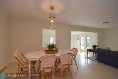 1911 NE 41st St, Oakland Park, FL 33308 - Photo 13