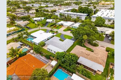 1911 NE 41st St, Oakland Park, FL 33308 - Photo 51