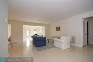 1911 NE 41st St, Oakland Park, FL 33308 - Photo 9