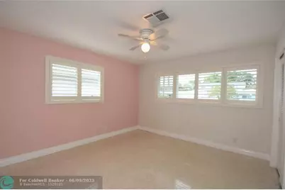 1911 NE 41st St, Oakland Park, FL 33308 - Photo 29