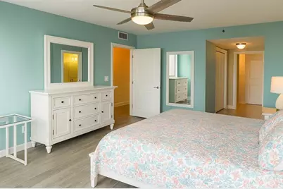 4001  Hillcrest Dr, Unit #912, Hollywood, FL 33021 - Photo 17