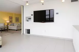 4001 Hillcrest Dr, Hollywood, FL 33021 - Photo 21