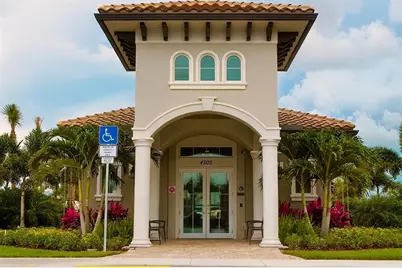 4001  Hillcrest Dr, Unit #912, Hollywood, FL 33021 - Photo 25