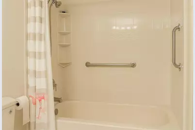 4001  Hillcrest Dr, Unit #912, Hollywood, FL 33021 - Photo 19