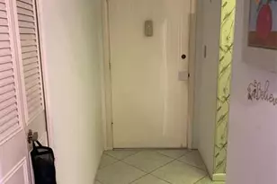 250 NE 20th St, Boca Raton, FL 33431 - Photo 9