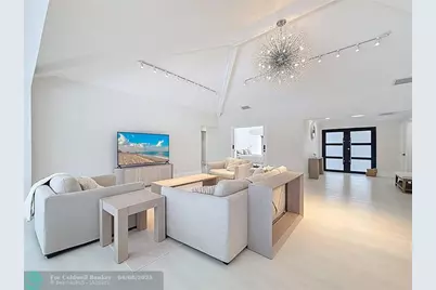 5100  Pineview Cir, Delray Beach, FL 33445 - Photo 9