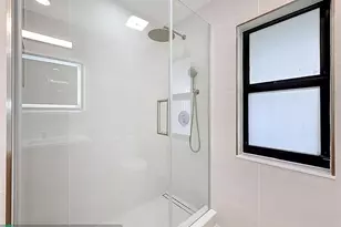 5100 Pineview Cir, Delray Beach, FL 33445 - Photo 37