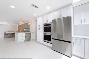 5100 Pineview Cir, Delray Beach, FL 33445 - Photo 19