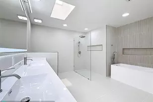 5100 Pineview Cir, Delray Beach, FL 33445 - Photo 45