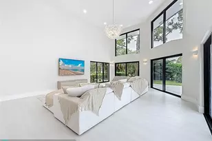 5100 Pineview Cir, Delray Beach, FL 33445 - Photo 21