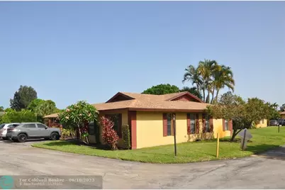 4306  Royal Banyan Way, Unit #C-9, Lake Worth, FL 33461 - Photo 1