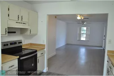 4306  Royal Banyan Way, Unit #C-9, Lake Worth, FL 33461 - Photo 3