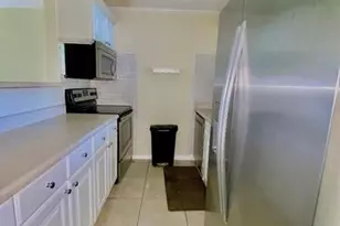 8512 Old Country Manor, Davie, FL 33328 - Photo 3