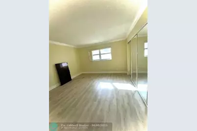 8512  Old Country Mnr, Unit #231, Davie, FL 33328 - Photo 7