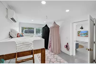 810 SW 26th Ct, Fort Lauderdale, FL 33315 - Photo 27