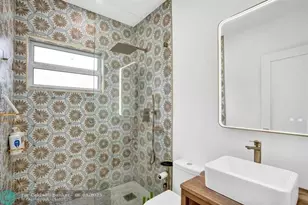 810 SW 26th Ct, Fort Lauderdale, FL 33315 - Photo 23