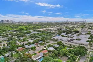 810 SW 26th Ct, Fort Lauderdale, FL 33315 - Photo 33