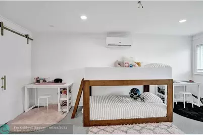 810 SW 26th Ct, Fort Lauderdale, FL 33315 - Photo 25