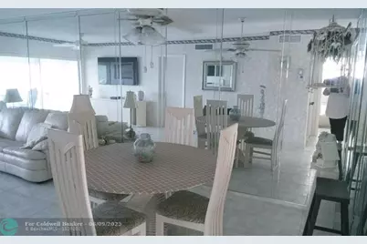 460  Paradise Isle Blvd, Unit #301, Hallandale Beach, FL 33009 - Photo 7