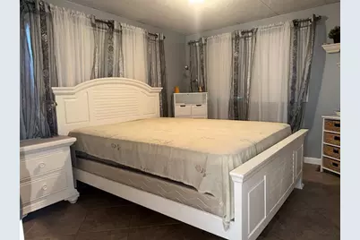 210  Lake Shore Dr, Pembroke Park, FL 33009 - Photo 13