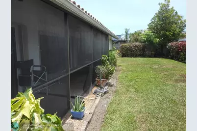 8706 NW 83rd St, Tamarac, FL 33321 - Photo 21