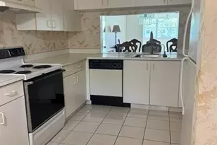 2551 NW 103rd Ave, Sunrise, FL 33322 - Photo 5