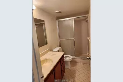 109  Lake Emerald Dr, Unit #204, Oakland Park, FL 33309 - Photo 7