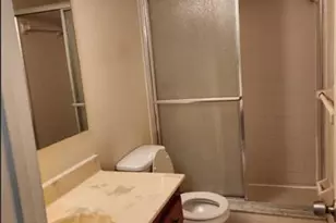 109 Lake Emerald Dr, Oakland Park, FL 33309 - Photo 7