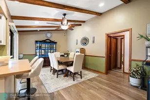 886 S E O'Donnell Ln, Port Saint Lucie, FL 34983 - Photo 15