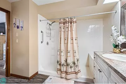 886 SE Odonnell Lane, Port Saint Lucie, FL 34983 - Photo 31