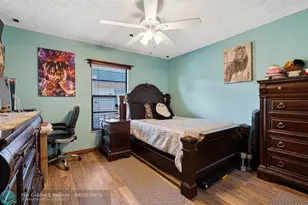 886 S E O'Donnell Ln, Port Saint Lucie, FL 34983 - Photo 27