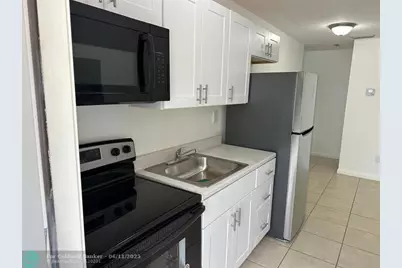 750 NW 56th St, Unit #17, Miami, FL 33127 - Photo 9