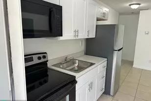 750 NW 56th St, Miami, FL 33127 - Photo 9