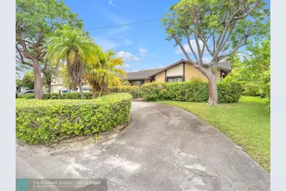 20100 NE 10th Place Way, Miami, FL 33179 - Photo 7