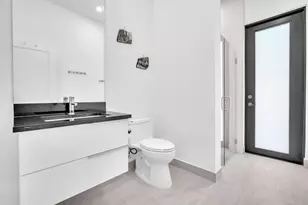 5827 Brookfield Cir W, Hollywood, FL 33312 - Photo 39