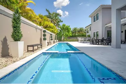 5827  Brookfield Cir W, Hollywood, FL 33312 - Photo 55