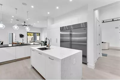 5827  Brookfield Cir W, Hollywood, FL 33312 - Photo 7